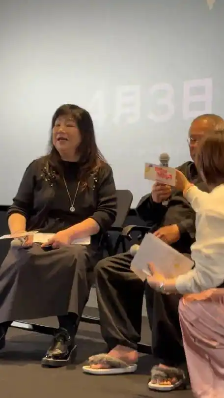 刘昊然唱世上只有妈妈好