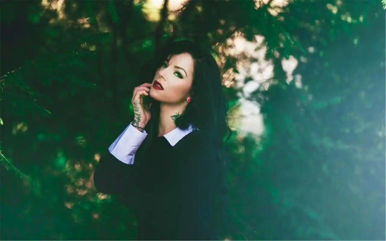 欧美美女壁纸图片大全高清大图预览1920x1200_欧美明星下载_美桌网