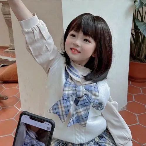 3岁宝宝短发简单编发