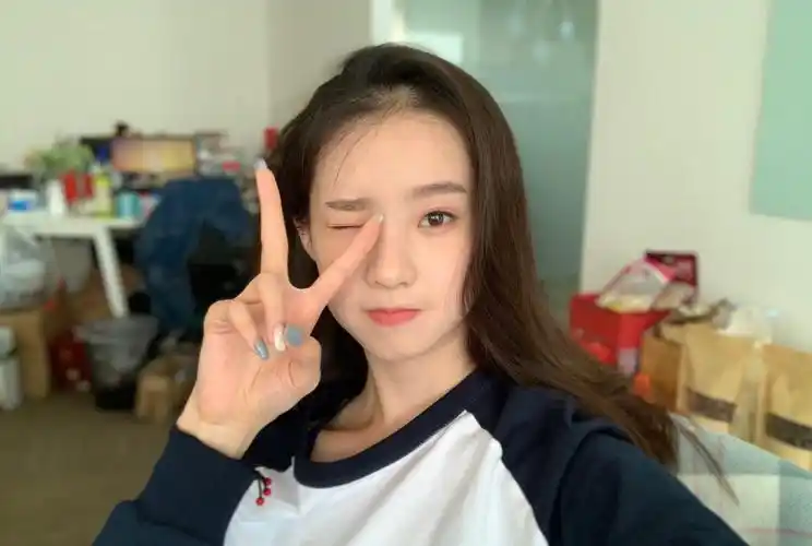 《创造营2020》选手:张艺凡,时代峰峻