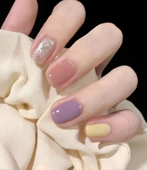 跳色指甲油搭配怎么这么好看