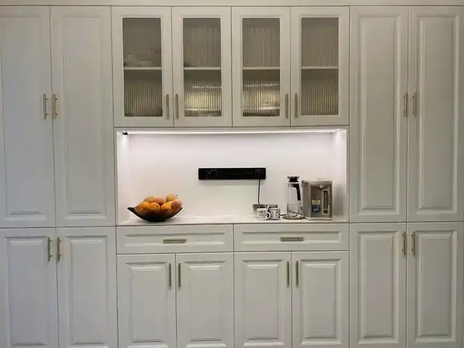 整墙的美式餐边柜78