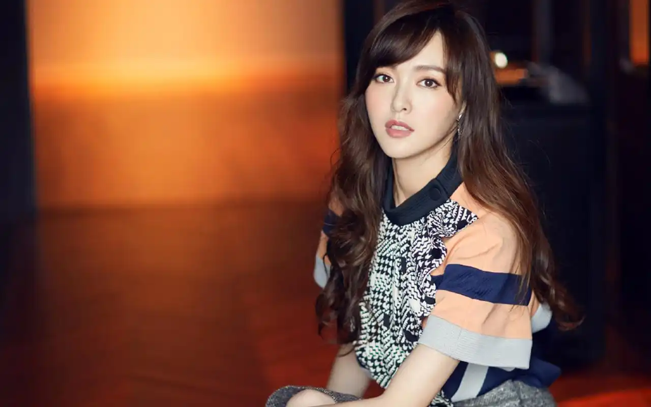 唐嫣高清写真图片电脑壁纸-大陆明星-手机壁纸下载-美桌网