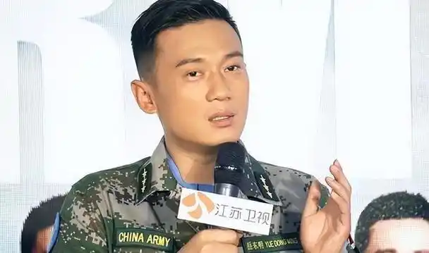 从《爱上特种兵》到《特警力量》,徐洪浩作为硬汉形象频频出现在荧幕