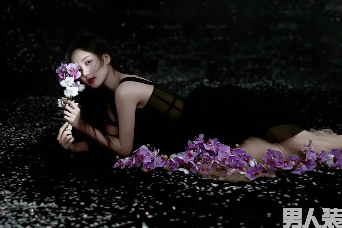 李一桐男人装月刊封面 桐妹真9199 676767