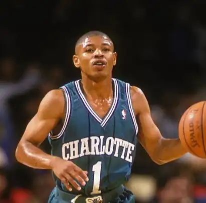 马格西·博格斯上榜(名人堂候选人) nba历史上十大最矮球员-方日排行