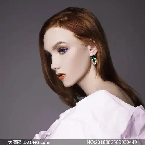 长发浓妆美女模特人物摄影高清图片_大图网图片素材