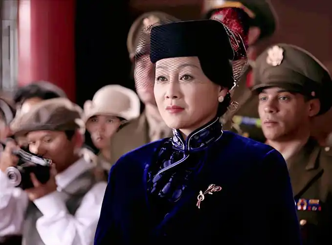 王姬曾在电视剧《远征!远征》中饰演"宋美龄"