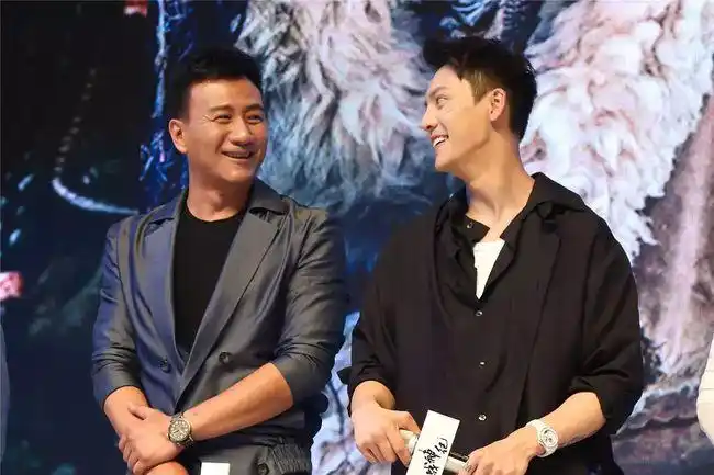 战神纪发布陈伟霆林允胡军张歆艺草原服饰期待陈伟霆点燃草原之战