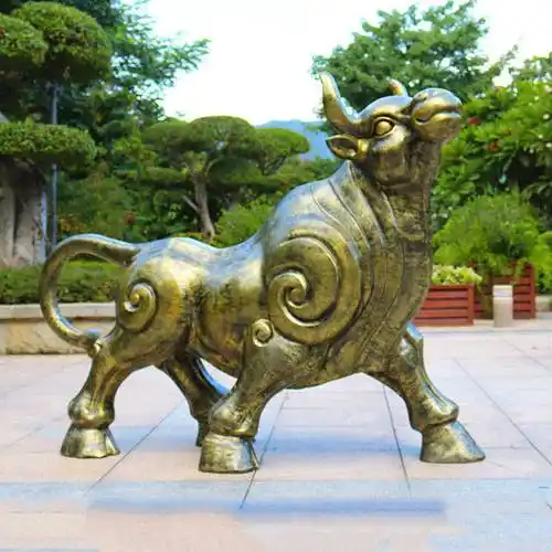 玻璃钢仿铜牛雕塑 仿真抽象动物广场摆件