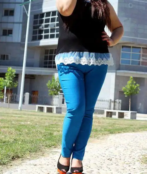 200斤胖女人穿铅笔裤是什么样的效果胖模特实拍照