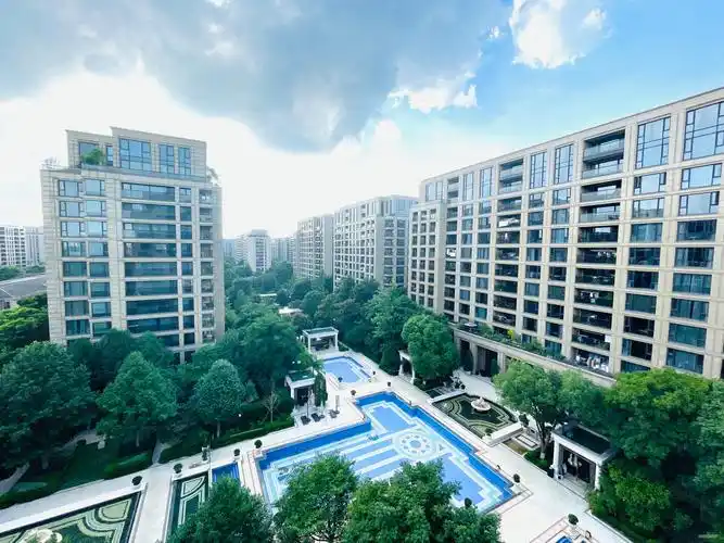 西溪诚园明礼苑139方两房两卫9楼高楼层采光足急售