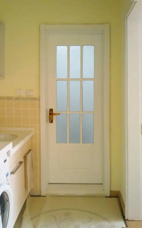 卫生间的门的选择