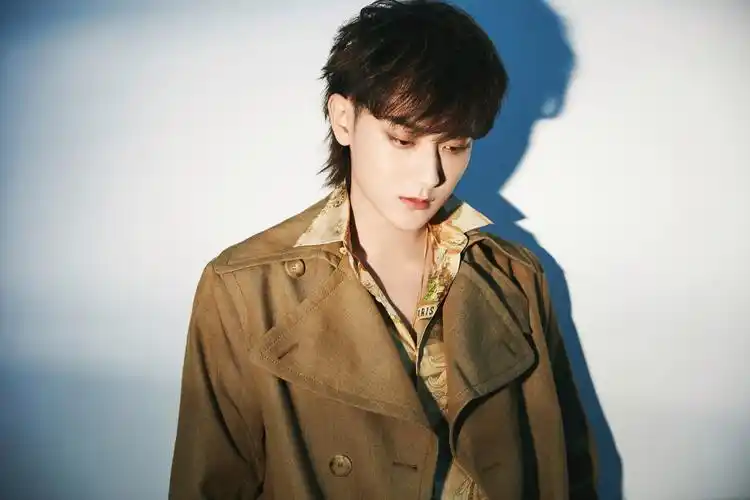 上线吧华彩少年黄子韬大秀武术实力助力国风文化弘扬武术精神