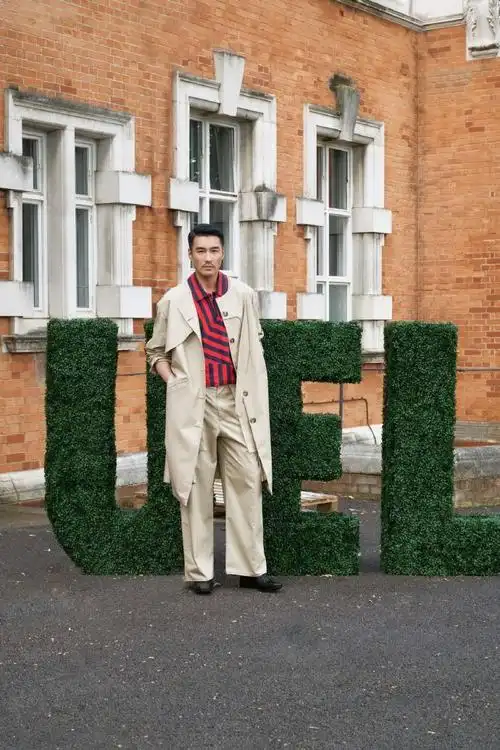 胡兵伦敦时装周走秀##胡兵时装周走秀状态