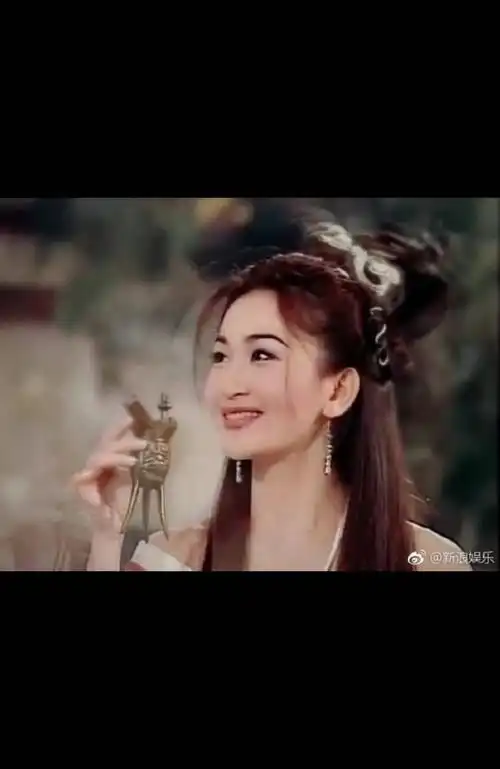 旧日忆 2001年《封神榜》,#温碧霞版的妲己# ,美艳动人,风情十足