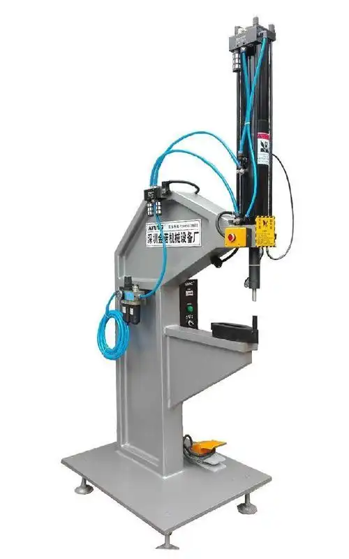 气动压铆机设备操作规程