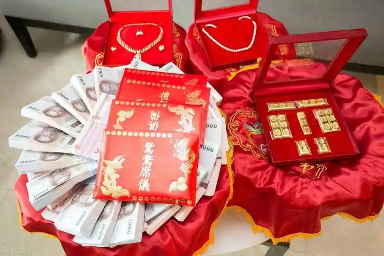 社论高价彩礼下结婚彩礼之殇社会之病婚姻不应沦为金钱交易