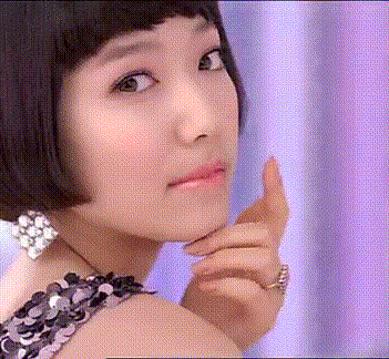 美女女神可爱诱惑gif动图_动态图_表情包下载_soogif