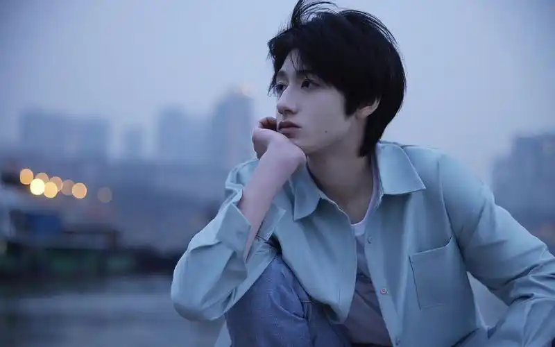 【朱志鑫】阿志正经起来的样子也很帅