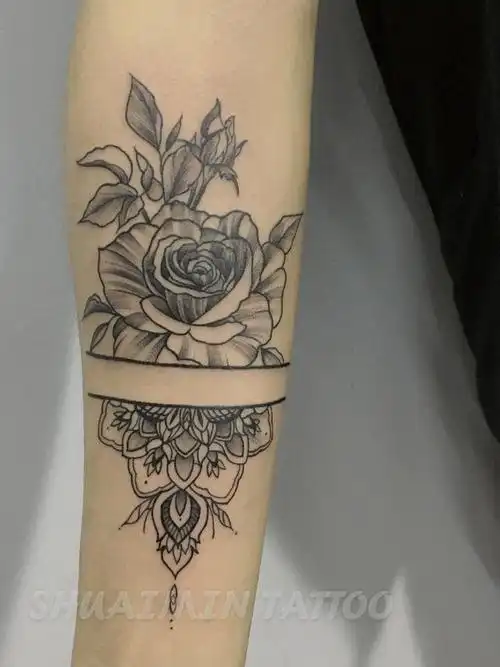 小臂素花_纹身图案手稿图片_帅敏的纹身作品集