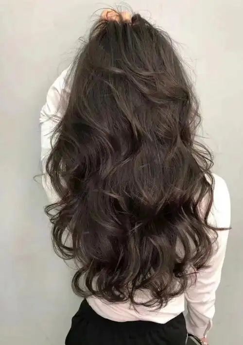 烫发,水波纹背影杀手