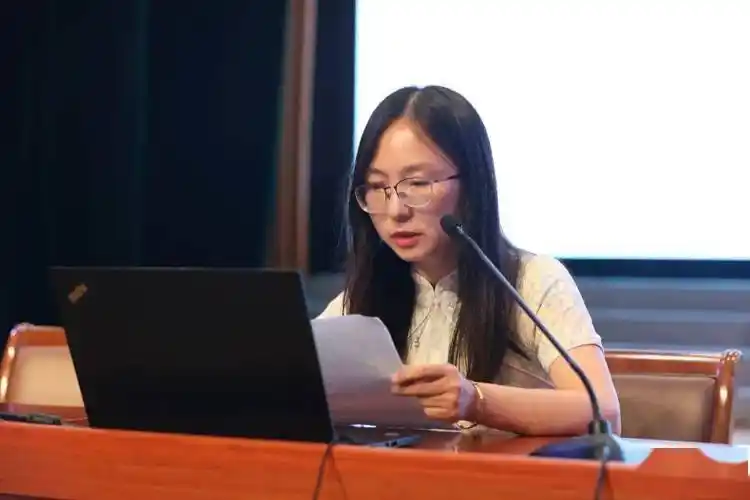 江苏省盐城中学张娇老师,盐城市第一中学姜慧梅老师,盐城市亭湖高级