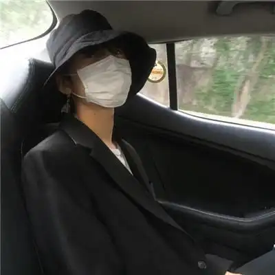 2021非主流男生冷酷无情头像大全 我藏不住对你有感觉演不出激情