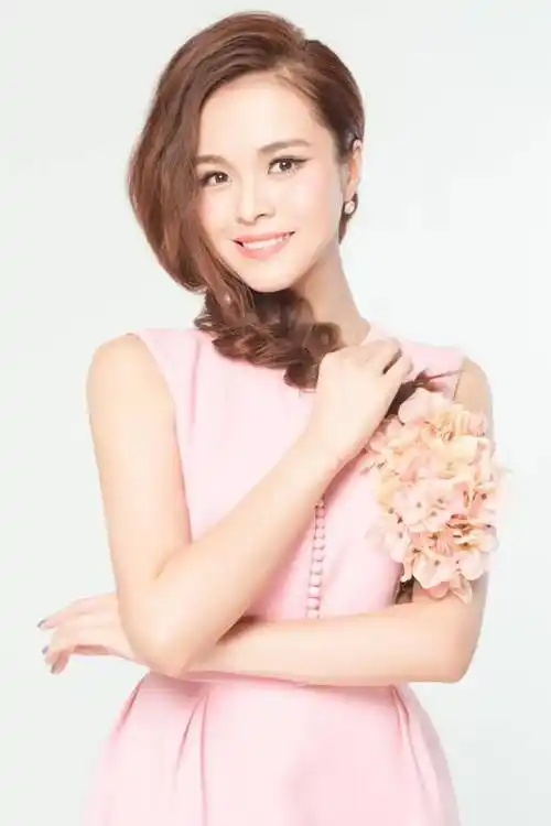 龚爽硕士独唱音乐会圆满举行以歌寄情迎风远航