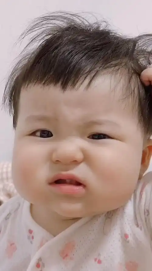 这么火的bgm 怎么能错过我们的挠头系列#挠头 #挠头发表情包-母婴亲子