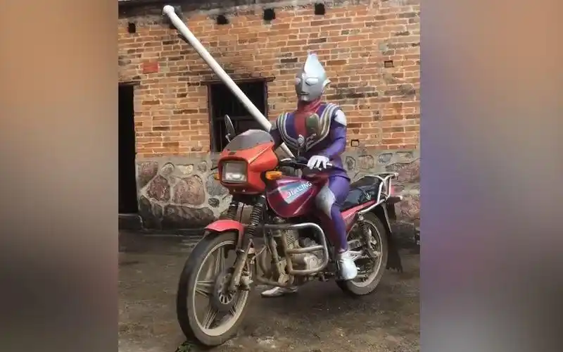 在中国生活的迪迦奥特曼