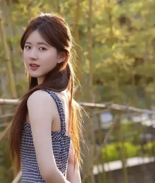 赵露思惊艳荧幕,人间水蜜桃般的魅力从何而来?网友直呼太有味了