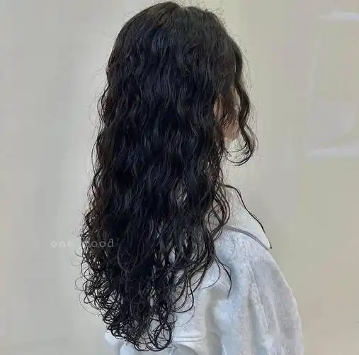 满头卷原来这么美长发短发烫了都好看