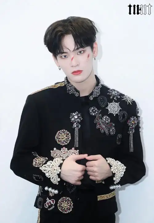 姚柏南最新帅气写真图片79