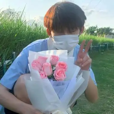 一人一张分开的耐看真人情侣头像 值得一辈子不换的情头图片合集_情侣