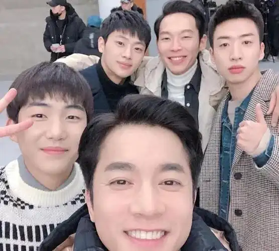 爱的迫降实火俩配角电影获奥斯卡女二将搭宋承宪演女主角