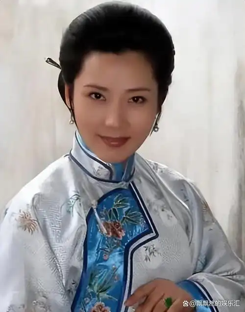 何赛飞:和丈夫坚持丁克10年愁怀婆婆,36岁意外生子全家乐开怀