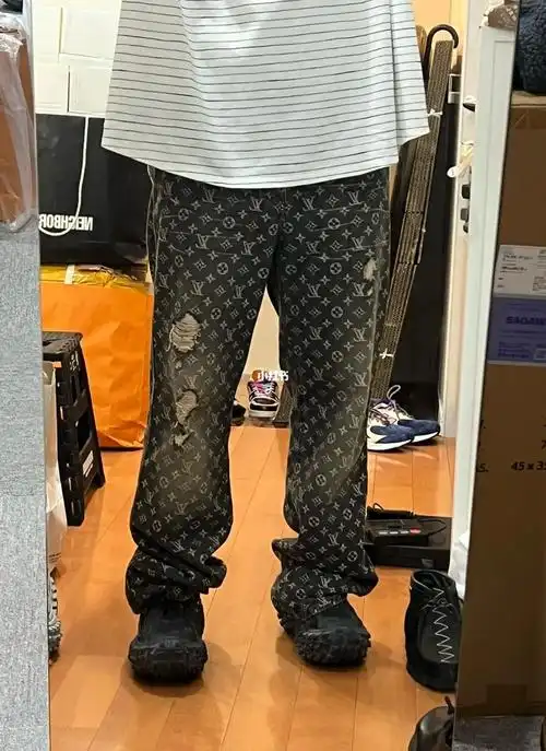 lv牛仔裤