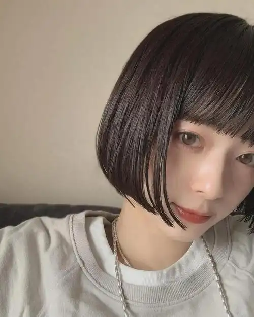 新波波头发型来了,最减龄的发型魔法,让你瞬间年轻好几岁|碎发|脸型