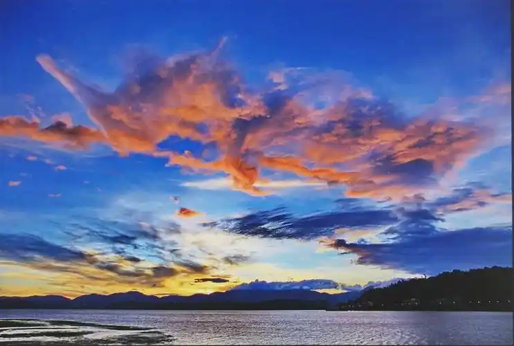 七彩云霞 美在大理