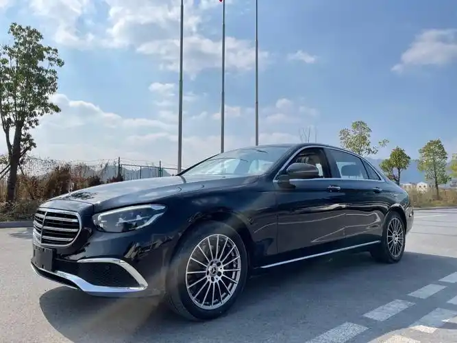 奔驰 奔驰e级  2021款 改款 e 260 l图片