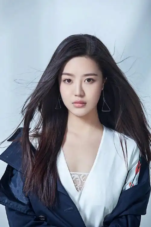 指南》精品生活家联合@新丝路进行"模特形体塑造体验趴"活动即将开始!