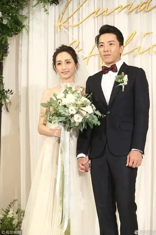 他俩结婚赵又廷陶晶莹现身欧弟带着女儿来了