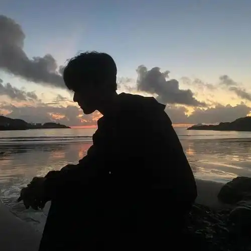 高清男生背影头像_网易订阅