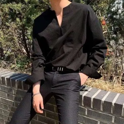 相关标签 冷酷帅气成熟不露脸 内容简介 一组男生成熟稳重微信头像