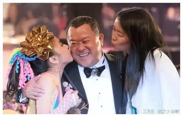 圈|关淑怡|张曼玉|徐婉薇|电影导演|驯养动物|足球运动员_网易订阅