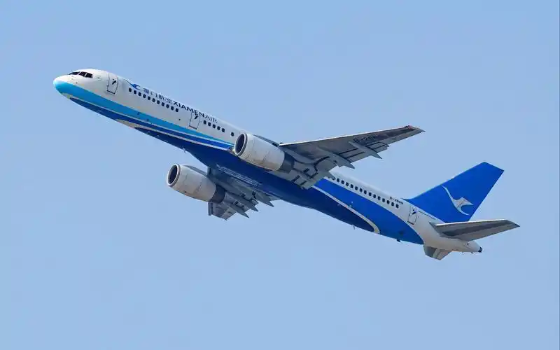 民航客机六自由度动力学建模 matlab (模型应该是b757-200)