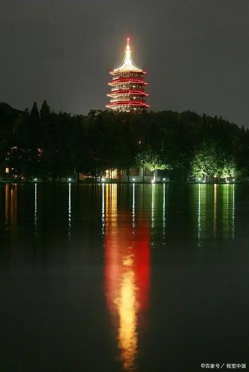 夜游杭州寻梦西湖