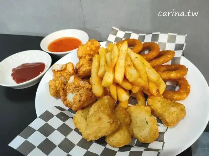 丰盛炸物拼盘 ntd$199