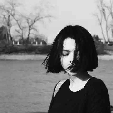 欧美个性女生复古女头高清头像黑白